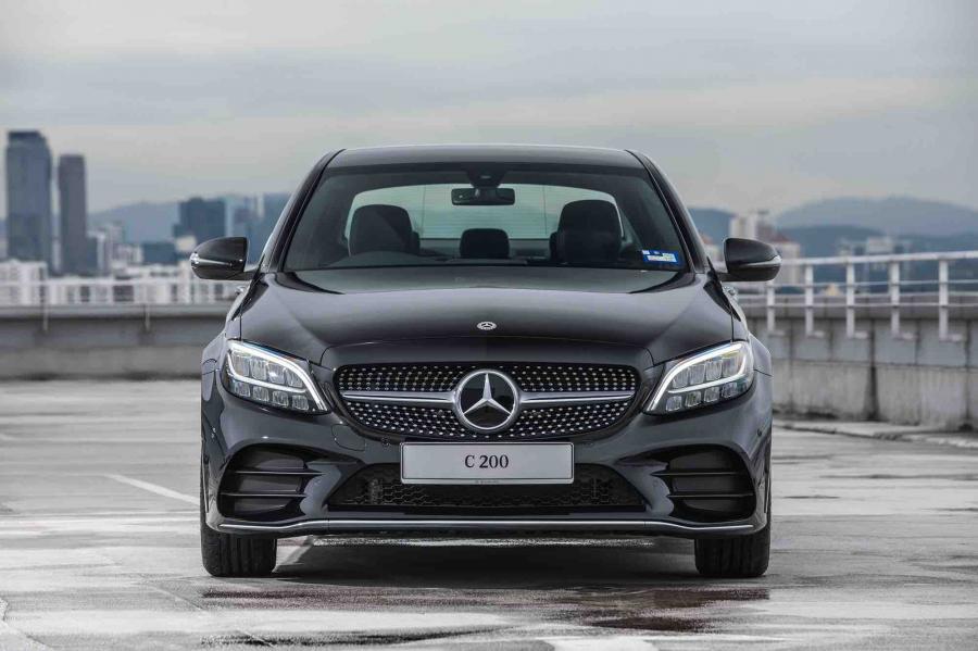  Mercedes-Benz C200 AMG Line (W205) 2020 года  (MY) (фото 2 из 18)